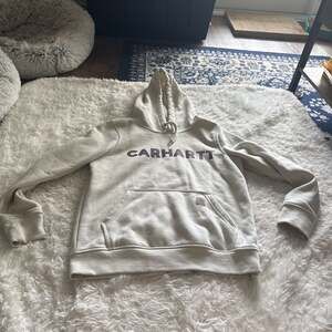Carhartt Women's Relaxed Fit Midweight Logo Graphic Pullover Hoodie Small